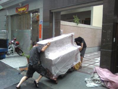 鋼琴搬運